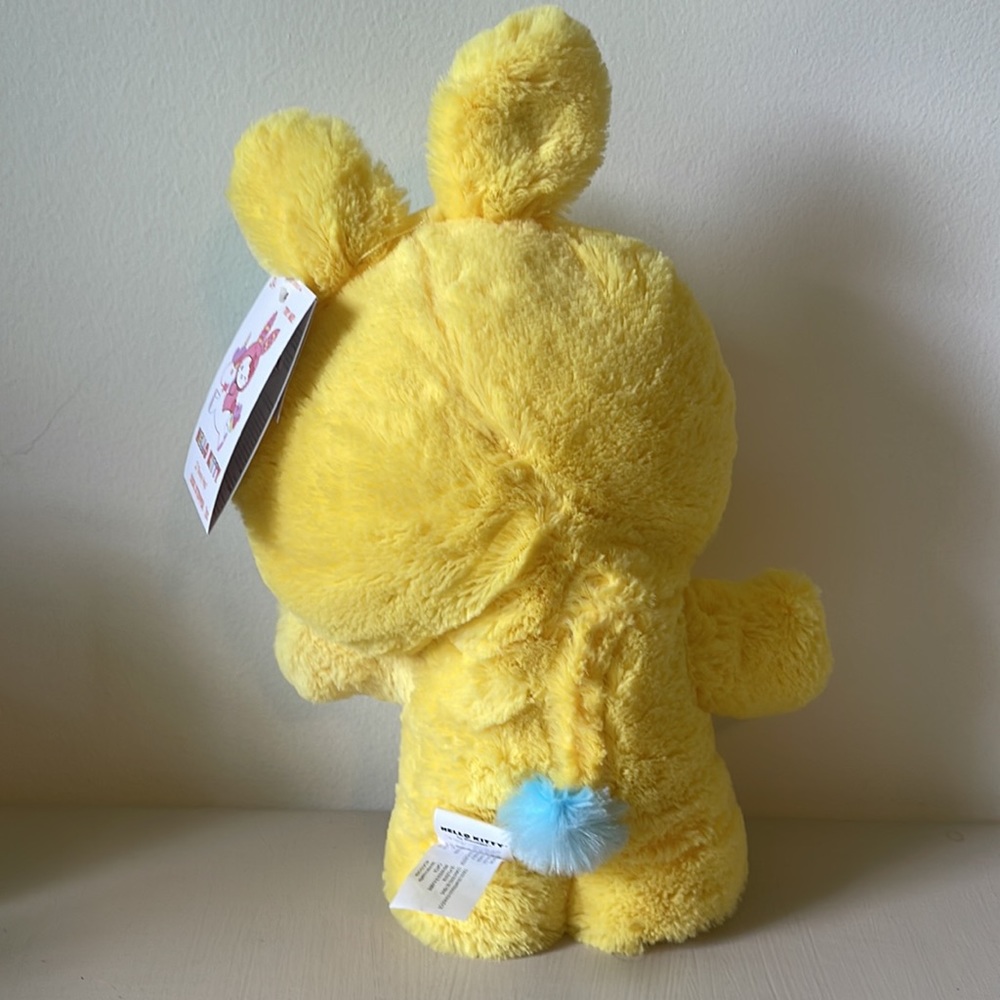 Hello Kitty Easter Greeter new 2023 CVS exclusive "bunny hop" side stepper NWT - Picture 3 of 5